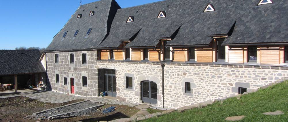 aménagement urbain près de Maurs